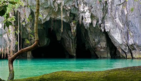 Parque Nacional do Rio Subterrâneo: Uma Jornada Encantadora Através da História e da Natureza!